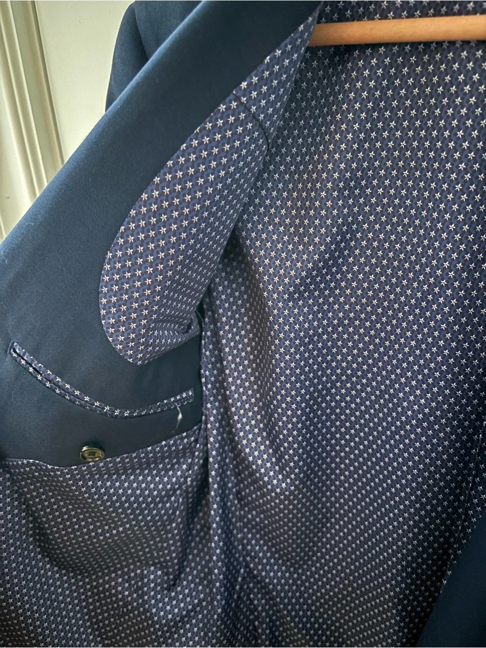 Tailored Navy Single-Breasted Men's Suit Jacket